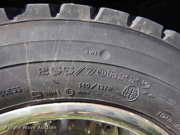 image for item DN0379 2009 International PC015  shuttle bus