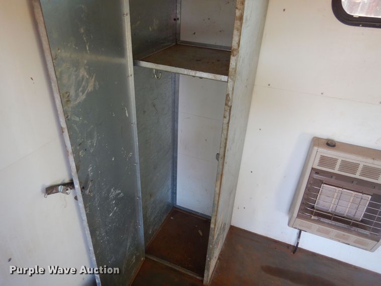 image for item DN0381 2007 Carrier  enclosed cargo trailer