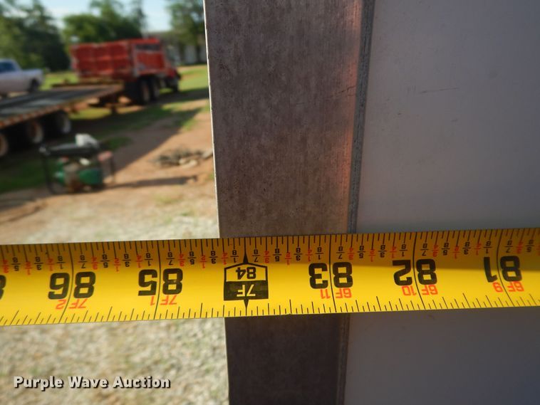 image for item DN0381 2007 Carrier  enclosed cargo trailer