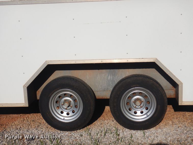 image for item DN0381 2007 Carrier  enclosed cargo trailer