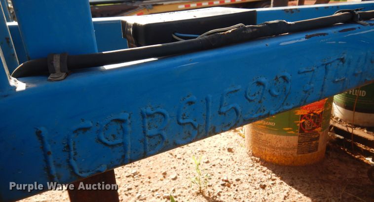 image for item DN0381 2007 Carrier  enclosed cargo trailer