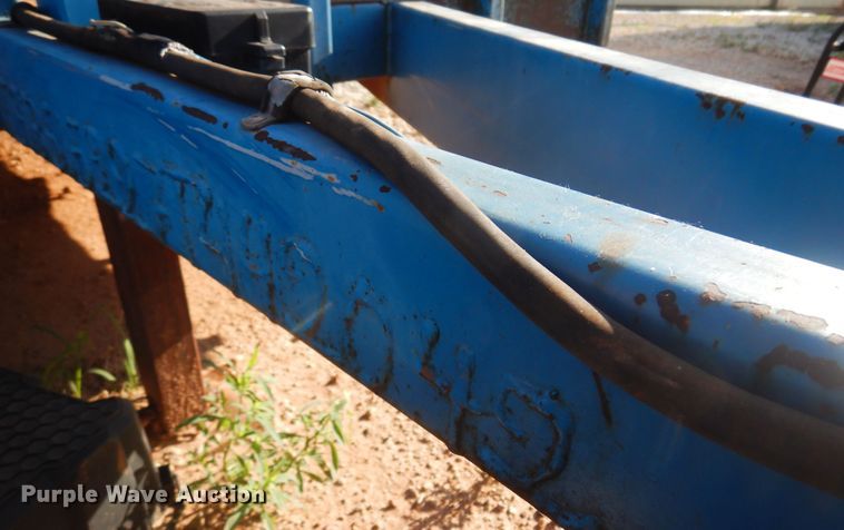 image for item DN0381 2007 Carrier  enclosed cargo trailer