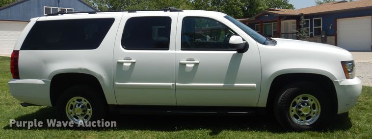 image for item DN0395 2008 Chevrolet Suburban 2500  SUV