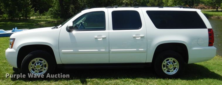 image for item DN0395 2008 Chevrolet Suburban 2500  SUV