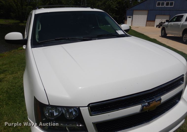 image for item DN0395 2008 Chevrolet Suburban 2500  SUV