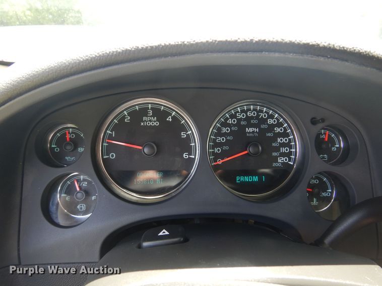 image for item DN0395 2008 Chevrolet Suburban 2500  SUV