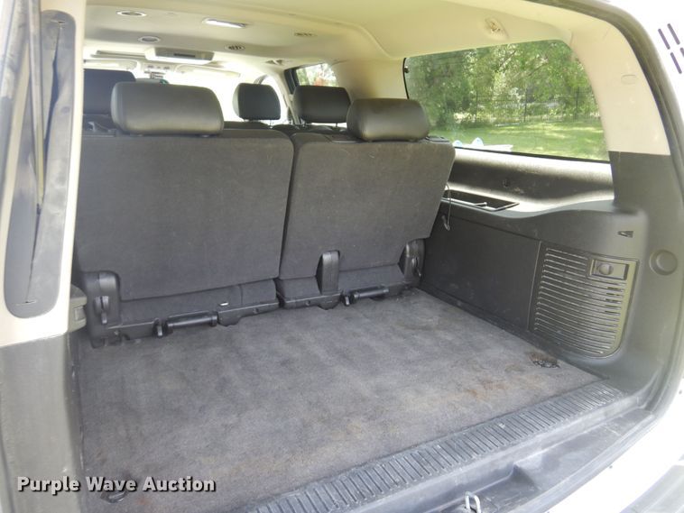 image for item DN0395 2008 Chevrolet Suburban 2500  SUV