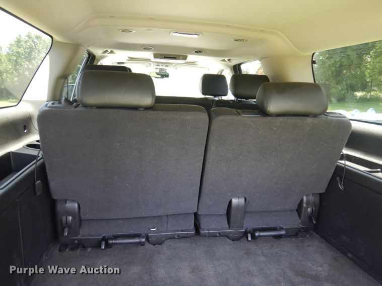 image for item DN0395 2008 Chevrolet Suburban 2500  SUV