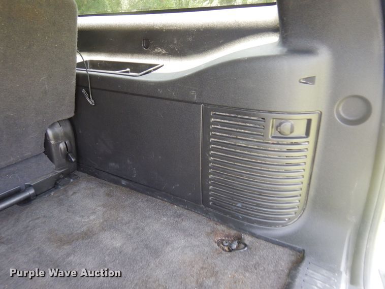 image for item DN0395 2008 Chevrolet Suburban 2500  SUV