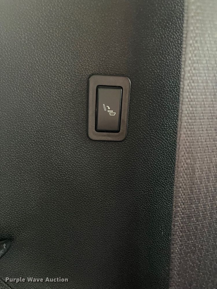 image for item DN0395 2008 Chevrolet Suburban 2500  SUV