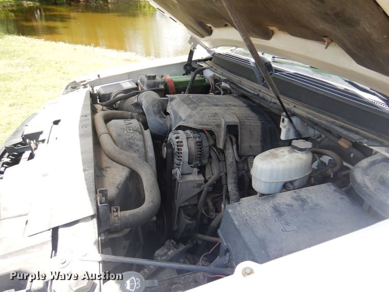 image for item DN0395 2008 Chevrolet Suburban 2500  SUV