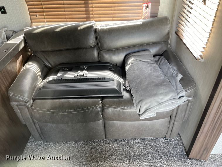 image for item DN7433 2020 Cherokee Forest River Patriot  camper