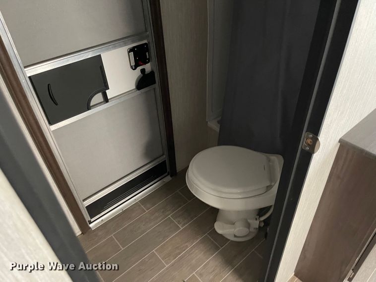 image for item DN7433 2020 Cherokee Forest River Patriot  camper