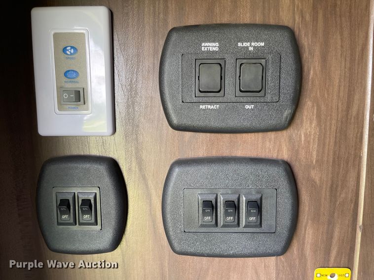 image for item DN7433 2020 Cherokee Forest River Patriot  camper