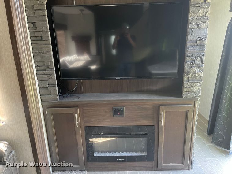 image for item DN7434 2020 Cherokee Forest River Patriot  camper