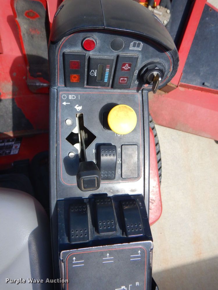 image for item DP4249 Toro Groundsmaster 4100D  lawn mower