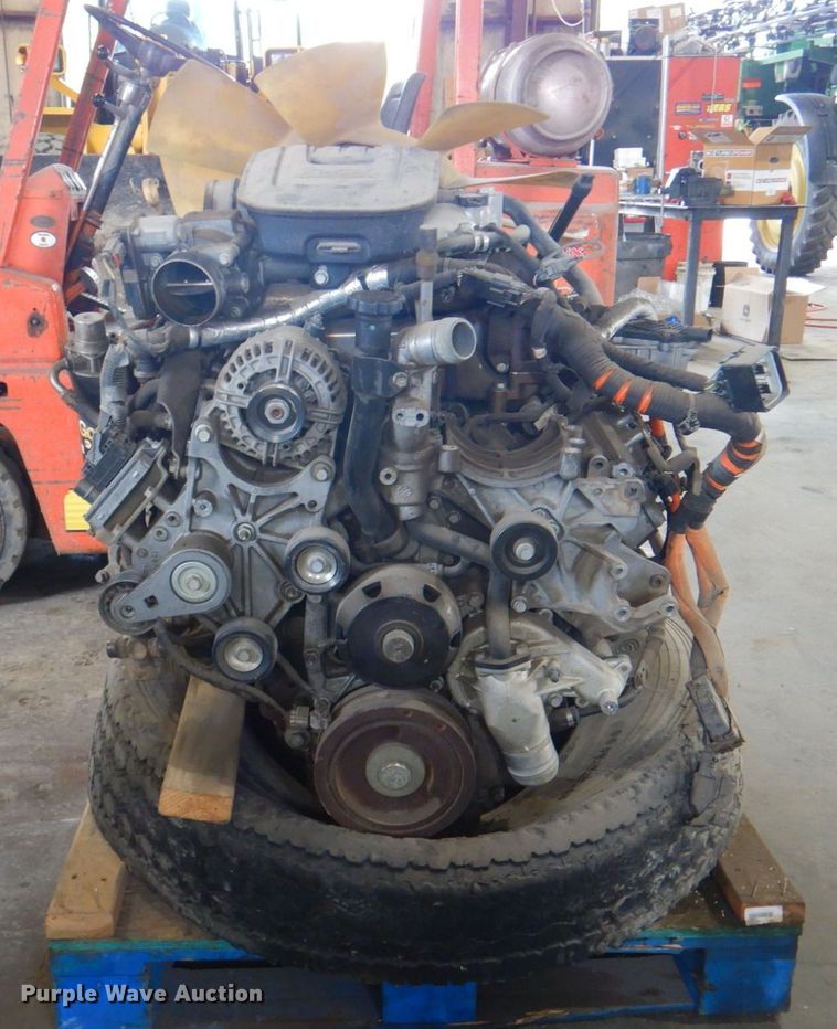 image for item DP4264 Isuzu Duramax  engine