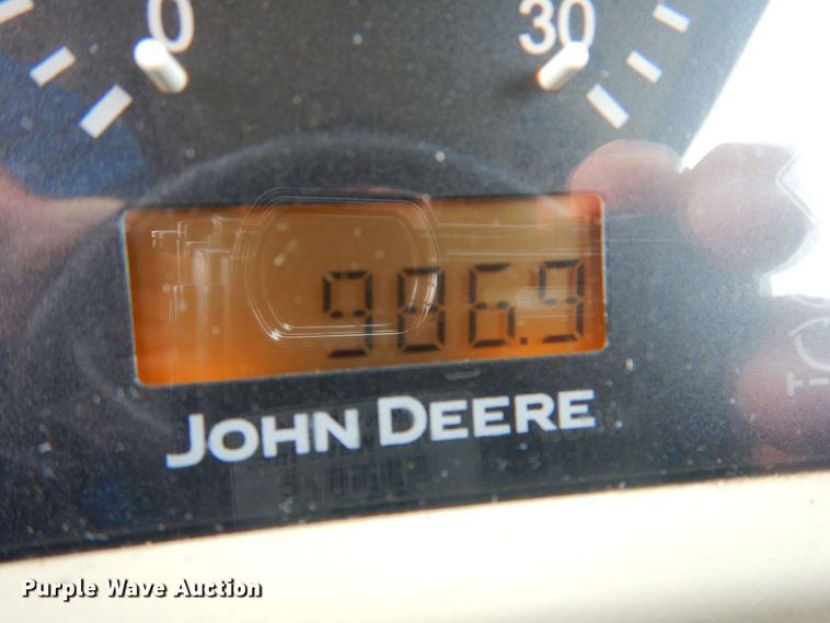 image for item DP4277 2010 John Deere 4720  MFWD tractor