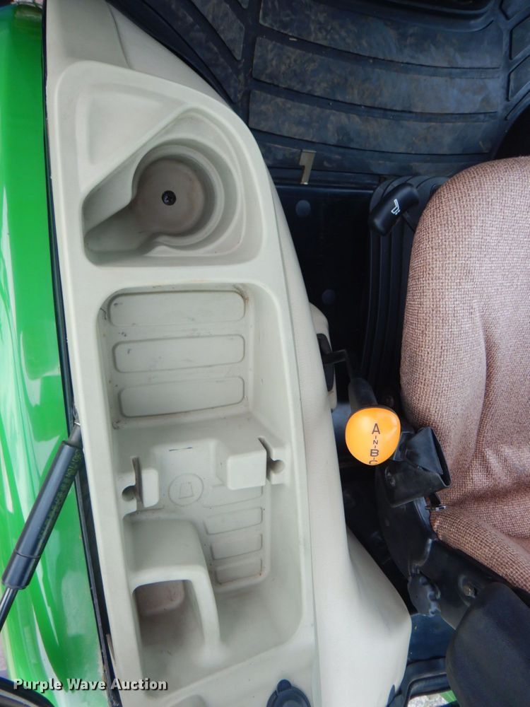 image for item DP4277 2010 John Deere 4720  MFWD tractor