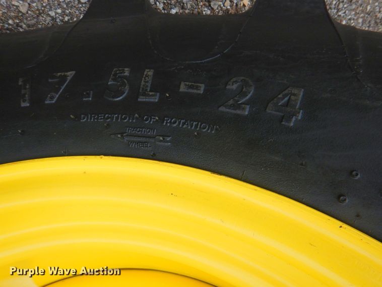 image for item DP4277 2010 John Deere 4720  MFWD tractor