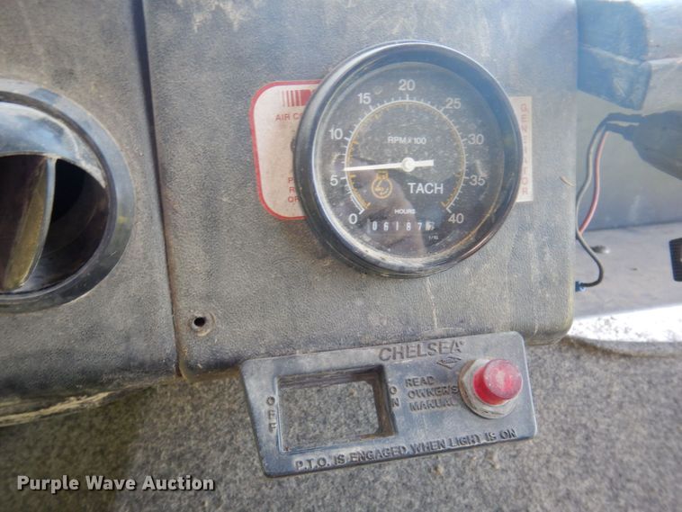 image for item DP5575 1999 Freightliner MT55  delivery van