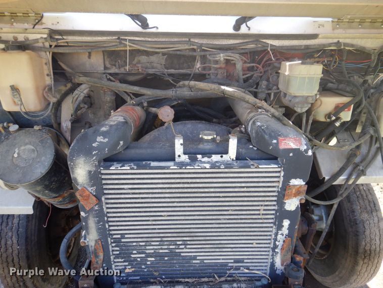 image for item DP5575 1999 Freightliner MT55  delivery van