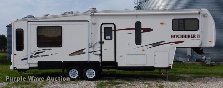 image for item DP5576 2000 Nuwa 31 FKTG Hitchhiker II  camper