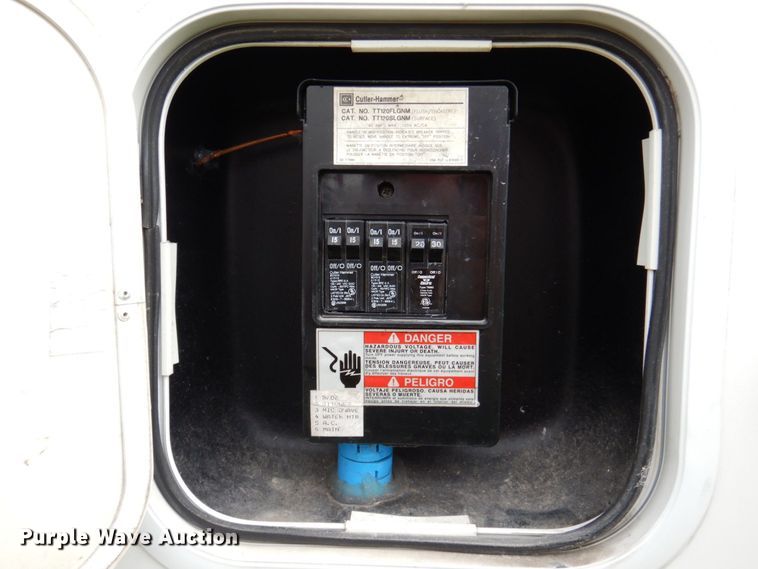 image for item DP5576 2000 Nuwa 31 FKTG Hitchhiker II  camper