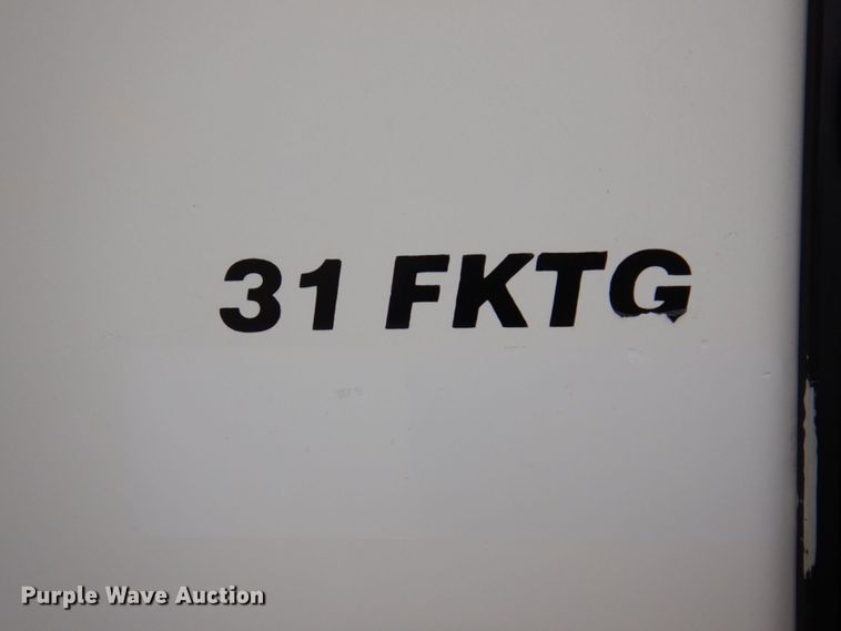 image for item DP5576 2000 Nuwa 31 FKTG Hitchhiker II  camper