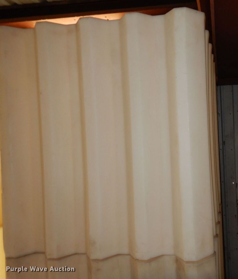 image for item DR0481 (3) 240 gallon poly tanks