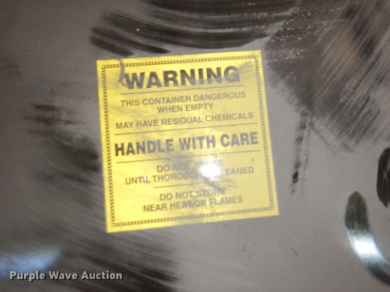 image for item DR0491 (3) 55 gallon barrels diesel de-icer