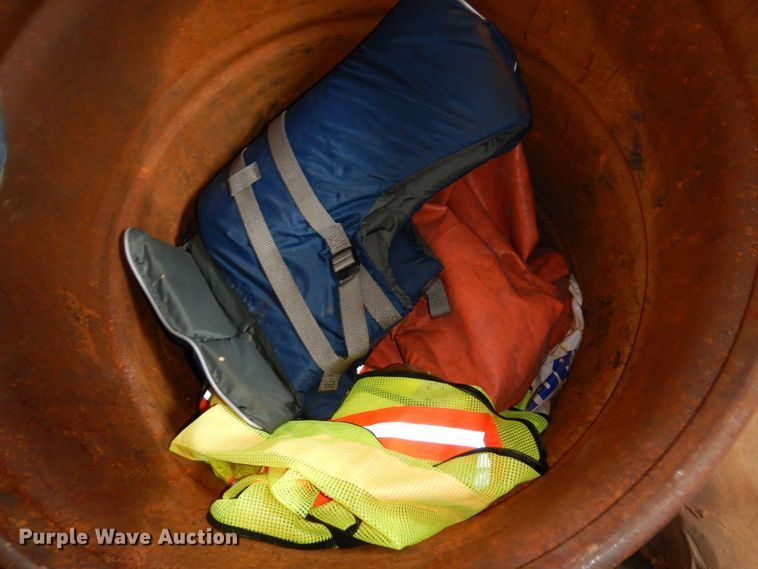 image for item DR0492 (2) pallets of oil/fuel spill response materials