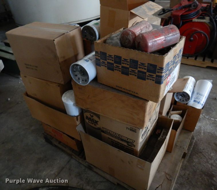 image for item DR0493 Pallet of fuel filters