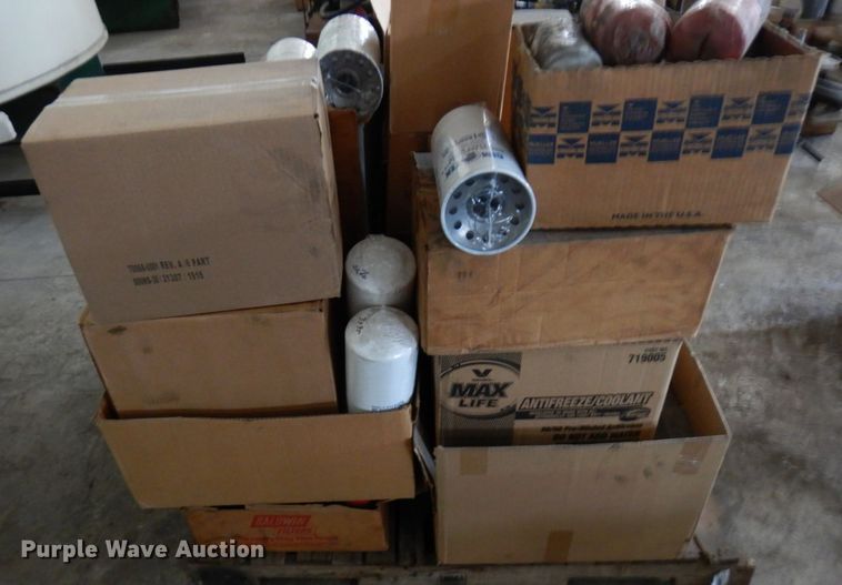 image for item DR0493 Pallet of fuel filters