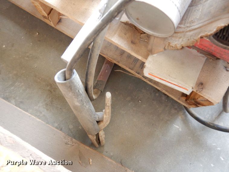 image for item DR0498 Miller Trailblazer 301G  welder