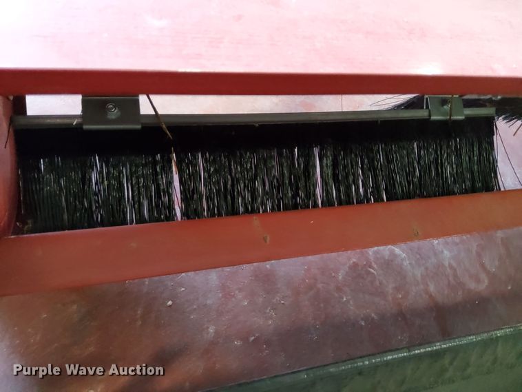 image for item DR0897 Craftsman  lawn sweeper