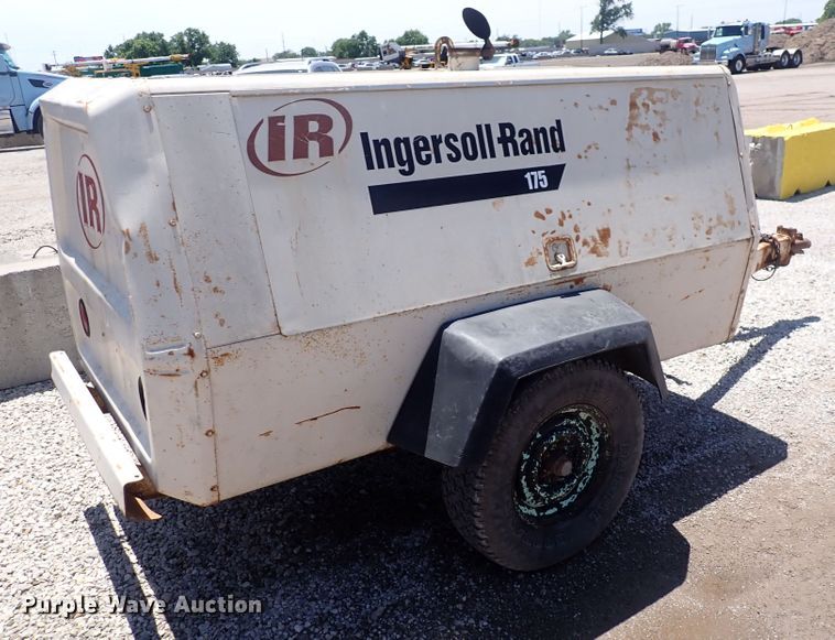 image for item DS7098 Ingersoll Rand 175  air compressor