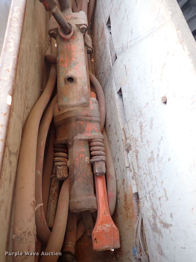 image for item DS7098 Ingersoll Rand 175  air compressor