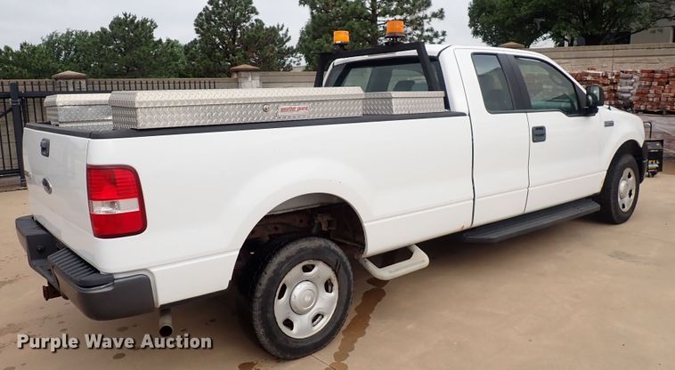 image for item DS7104 2005 Ford F150  SuperCab pickup truck