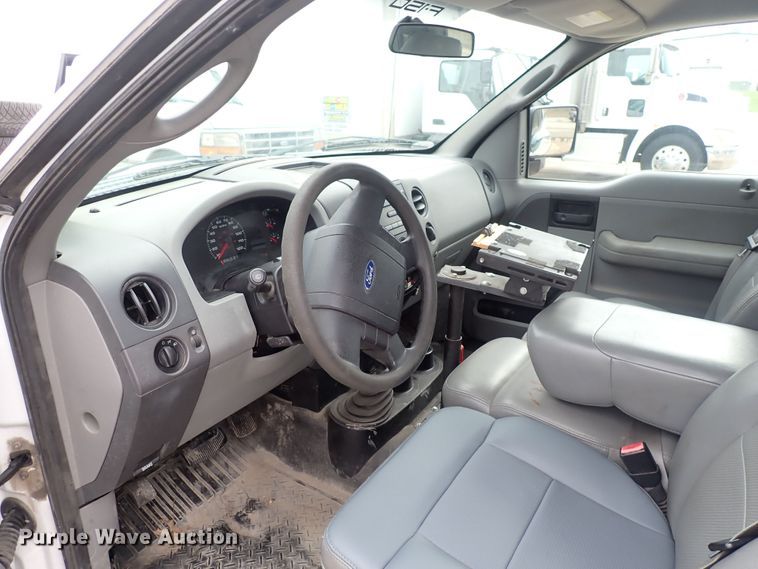 image for item DS7104 2005 Ford F150  SuperCab pickup truck