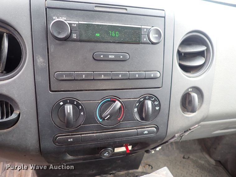 image for item DS7104 2005 Ford F150  SuperCab pickup truck