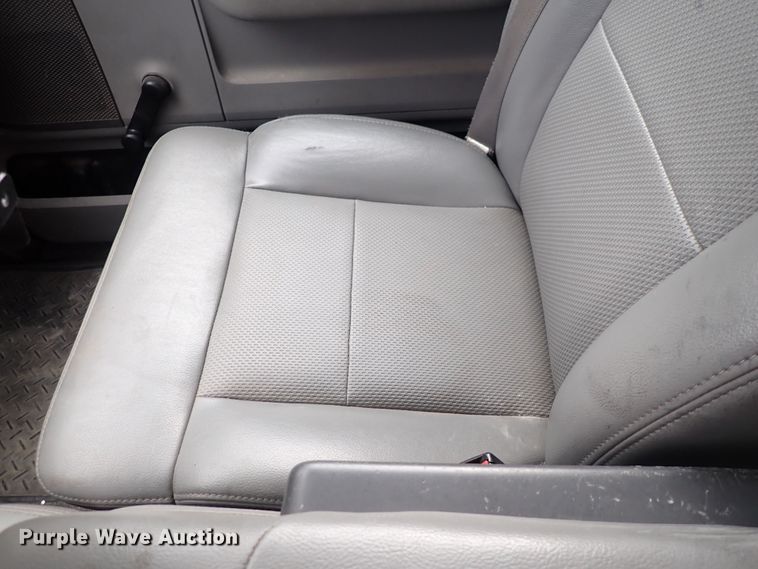 image for item DS7104 2005 Ford F150  SuperCab pickup truck