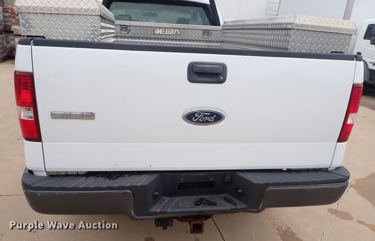 image for item DS7104 2005 Ford F150  SuperCab pickup truck