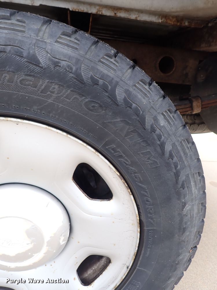 image for item DS7104 2005 Ford F150  SuperCab pickup truck