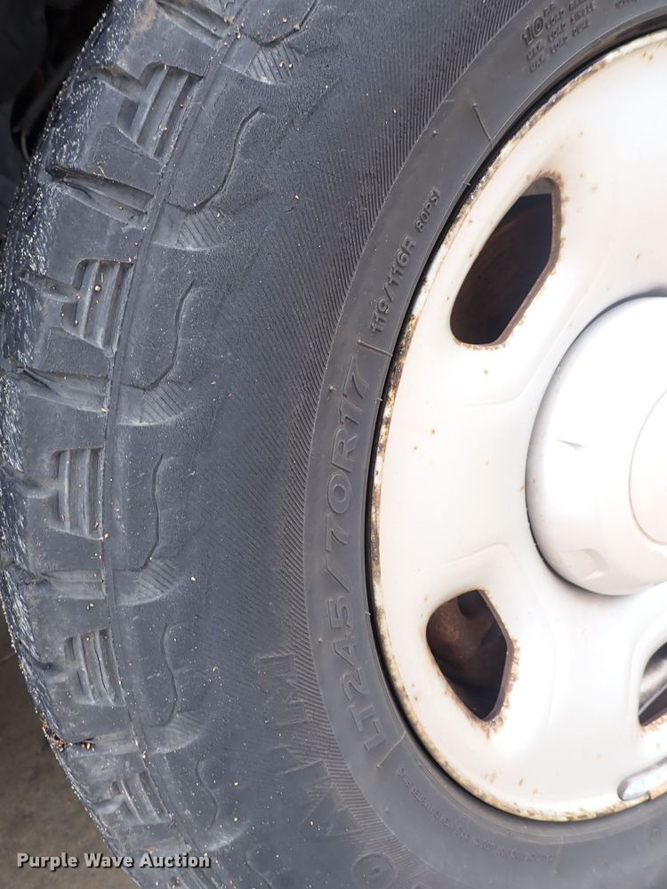 image for item DS7104 2005 Ford F150  SuperCab pickup truck