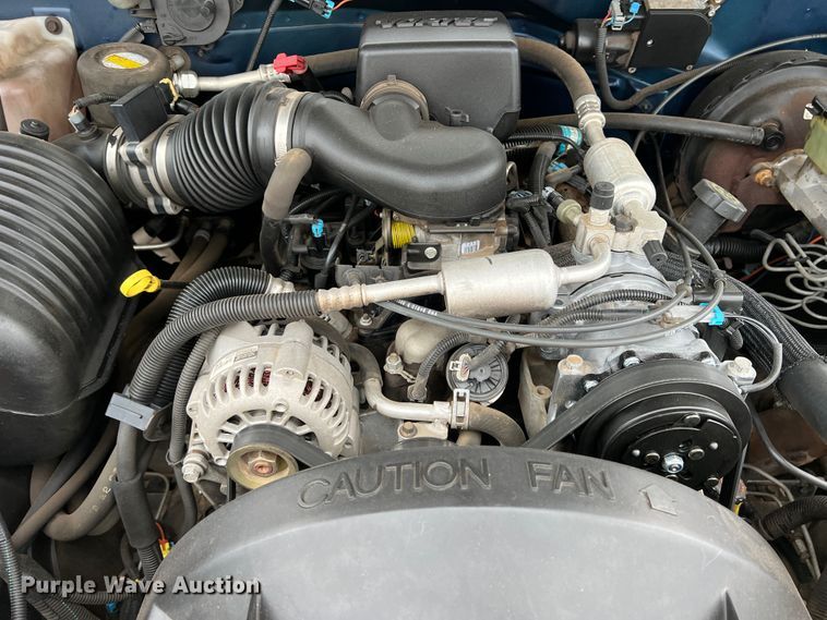 image for item DS8275 1996 Chevrolet K1500  Ext. Cab pickup truck