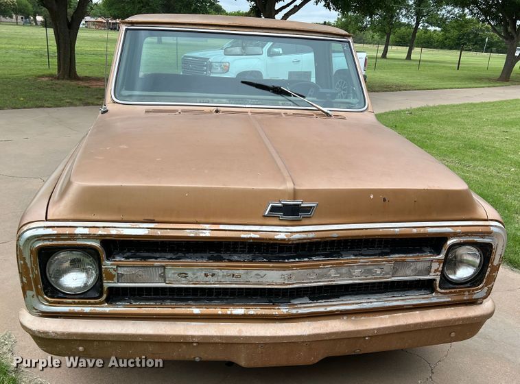 image for item DS8276 1969 Chevrolet C10  pickup truck