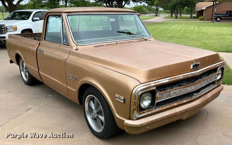 image for item DS8276 1969 Chevrolet C10  pickup truck