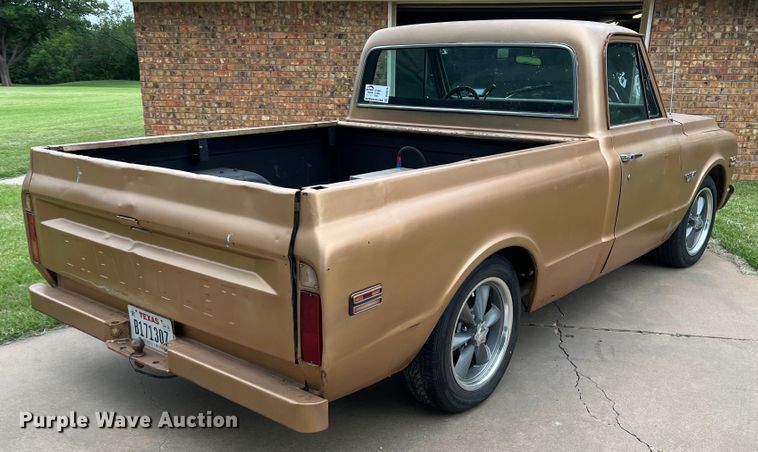 image for item DS8276 1969 Chevrolet C10  pickup truck