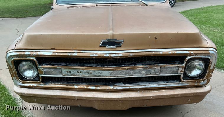 image for item DS8276 1969 Chevrolet C10  pickup truck
